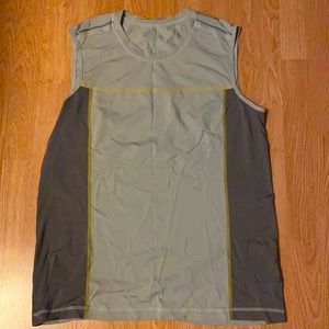 Lululemon muscle shirt